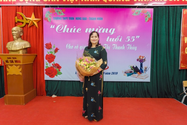 Lễ mừng sinh nhật lần thứ 55 của c� gi�o Phạm Thị Thanh Thủy